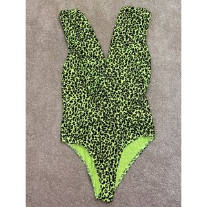 New tag, bodysuit top